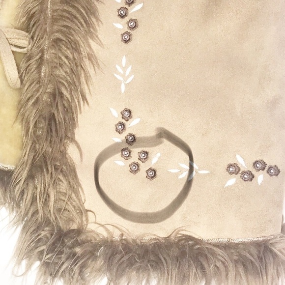 *Bacci Designed in Italy faux Sued & Fur Vest. Size Large - Picture 8 of 8